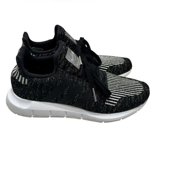 Women’s Adidias Swift Run Core Black,White & Metallic Silver Knit Sneakers: 6 - Picture 4 of 9